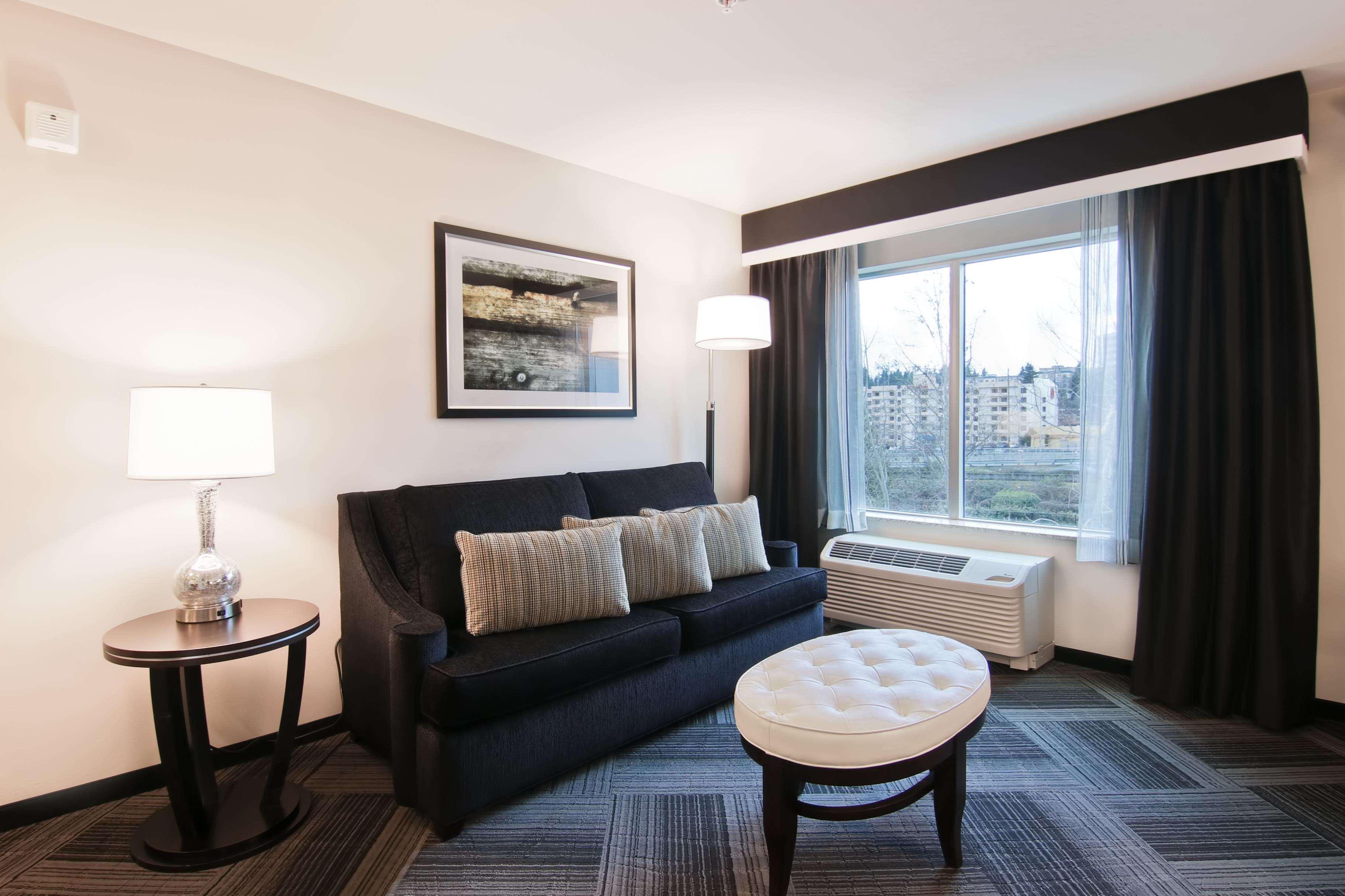 Hampton Inn & Suites Bellevue Downtown/Seattle מראה חיצוני תמונה