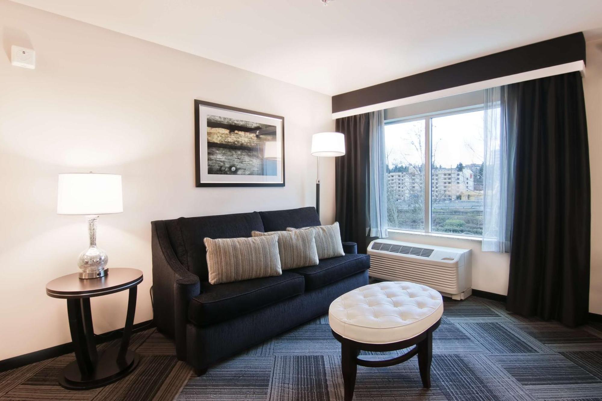 Hampton Inn & Suites Bellevue Downtown/Seattle מראה חיצוני תמונה